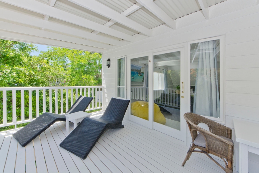 8 Bedroom Property for Sale in Leisure Isle Western Cape